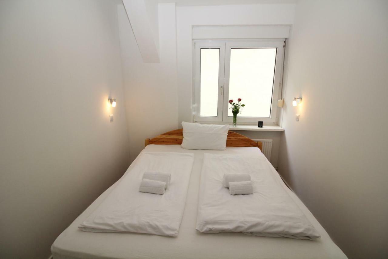 Apartments Tempelhof Berlin Exterior photo